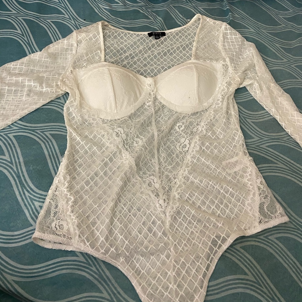 Lace body suit